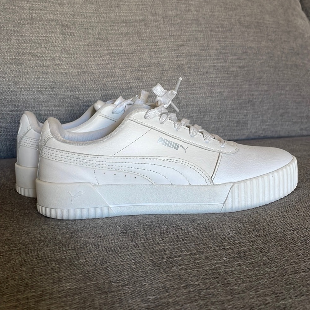 Women’s Puma Carina 2.0